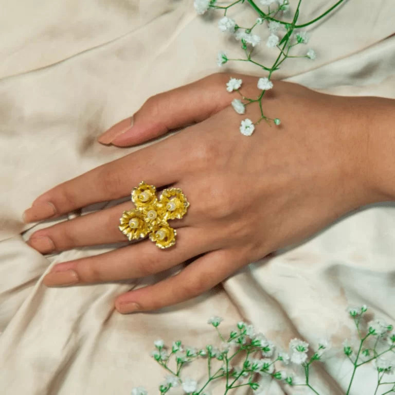 Quadro marigold ring